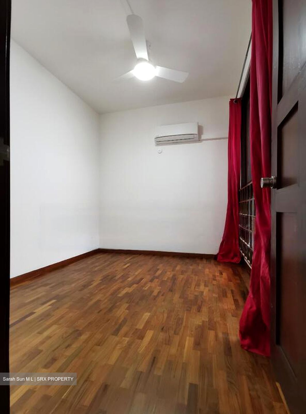 Chancery Lane (D11), Terrace #490906491